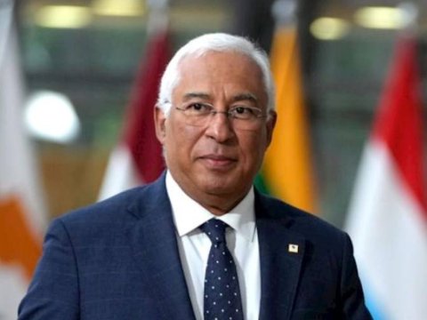 Azərbaycan və Ermənistan liderlərini təbrik etdi 