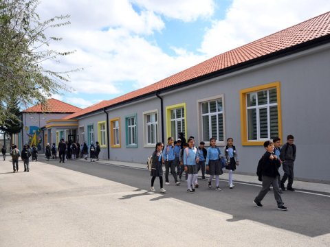 Xəzər rayonunda yeni məktəb istifadəyə verildi - FOTOLAR