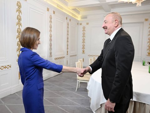 Sandu İlham Əliyevlə görüşündən yazdı