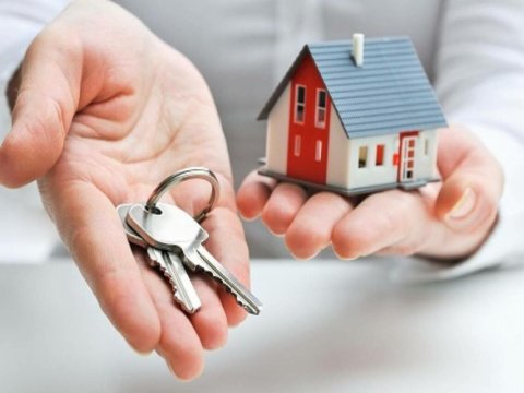 Bakıda ev almaq üçün 18 il işləmək lazımdır 