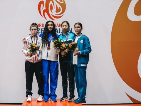 1 qızıl, 5 gümüş medal