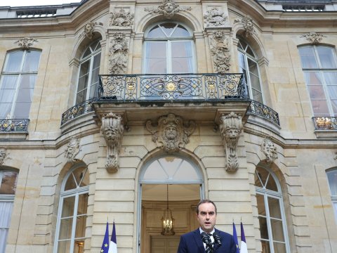 Fransada yeni hökumət - ADLAR