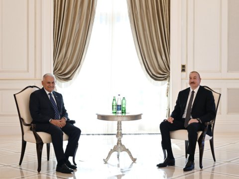 İlham Əliyev Qəbələdə Binəli Yıldırımı qəbul edib