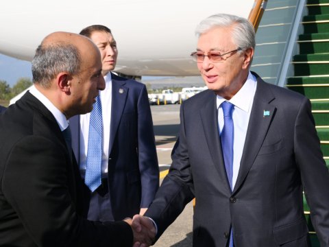 Tokayev Qəbələyə gəldi