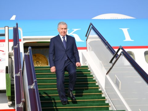 Şavkat Mirziyoyev Qəbələyə gəldi - FOTOLAR