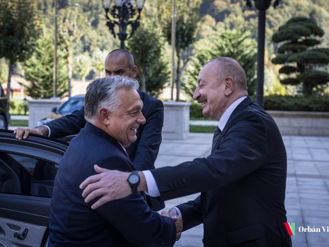 Orbandan Azərbaycan paylaşımı: “Dost görmək həmişə xoşdur” 