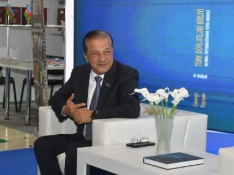 Cavanşir Feyziyevin “Türk Dövlətləri Birliyi” kitabının təqdimatı oldu - FOTOLAR