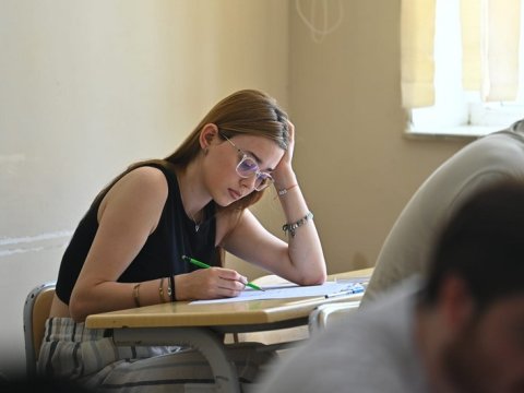 Qəbul imtahanında danışıq bacarıqları bu ildən yoxlanacaq? - RƏSMİ