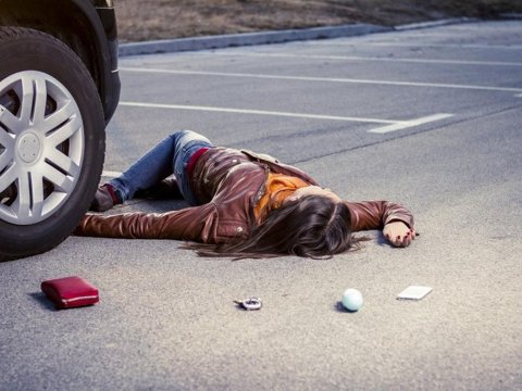 Ağdaşda iki bacını maşın vurub öldürdü