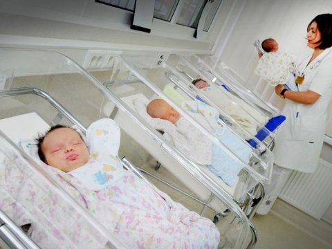 Nikahdankənar doğulan körpələrin SAYI