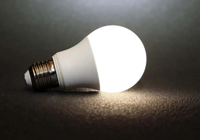 Lampalara görə cərimələrlə əlaqədar protokol tərtib edəcək vəzifəli şəxslərin SİYAHISI