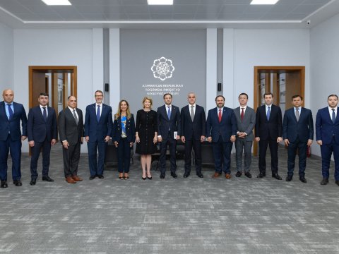 RİNN-də “Caspian Policy Center”in nümayəndələri ilə görüş keçirildi