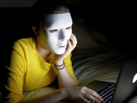 Başqasının adına saxta profil açan şəxs CƏZALANDIRILDI