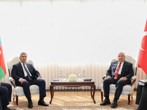 Zakir Həsənov Yaşar Gülərlə görüşdü 