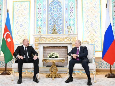 Putinlə İlham Əliyev görüşdü - FOTOLAR