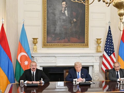 Nobelə Trampın namizədliyi irəli sürüldü