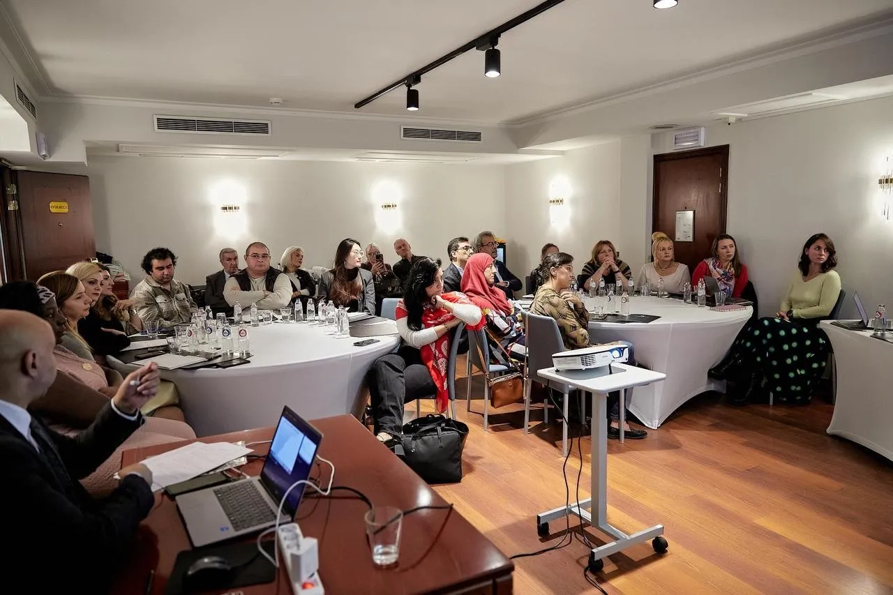 Brüsseldə Qərbi azərbaycanlıların qayıdışı məsələləri müzakirə olundu - FOTO