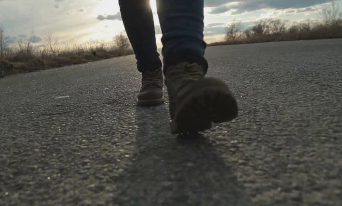 İtkin düşmüş şəxsin qızı: Hələ də atamın yolunu gözləyirik