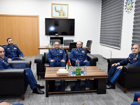 İki ölkənin generalları görüşdü