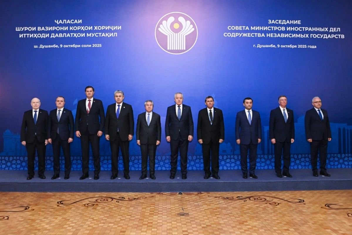 MDB nazirləri Düşənbədə görüşdülər