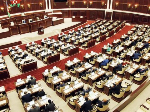 Deputatlar Türkiyəyə gedirlər