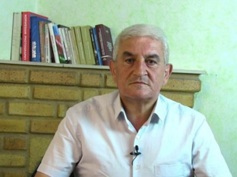 Daha bir QHT rəhbərinin məhkəməsi BAŞLADI