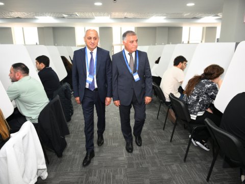 Prokurorluq orqanlarına test imtahanı keçirilib - FOTO