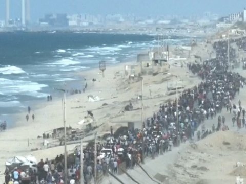 Atəşkəsdən sonra fələstinlilər Qəzzaya qayıdır