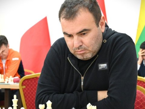 Azərbaycan şahmatçıları Ermənistana qalib gəldilər