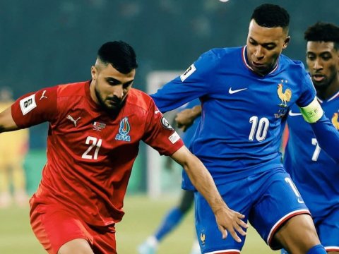 Fransa 3 qolla qələbə qazandı