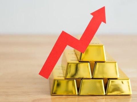 Qızıl 93, gümüş isə 2 dollar bahalaşdı