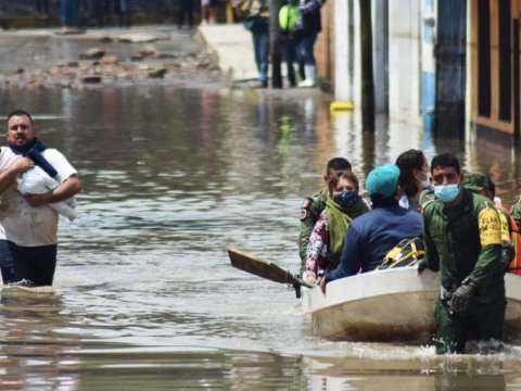 Meksikada ölü sayı 64-ə çatdı