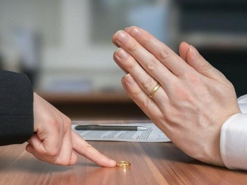 Azərbaycanda nikahlar artıb, boşanmalar azalıb