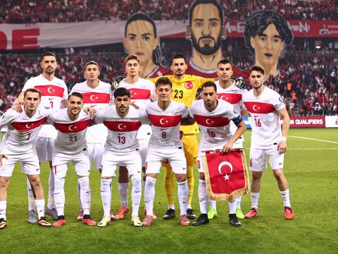 Türkiyə millisi darmadağınla qalib gəldi