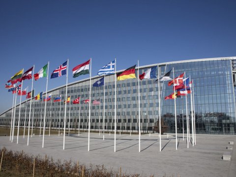 NATO müdafiə nazirləri toplanır - Masada nələr var?