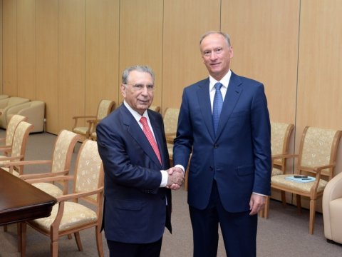 Rusya medyası Mehdiyev'e neden övgü yağdırıyor?