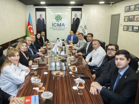 “Bir damla qan, min ümidə can” aksiyasında şirkət rəhbərləri ilə görüş keçirilib