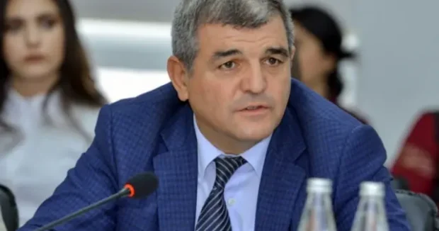 Aydınlıq: çətin və şərəfli bir missiya