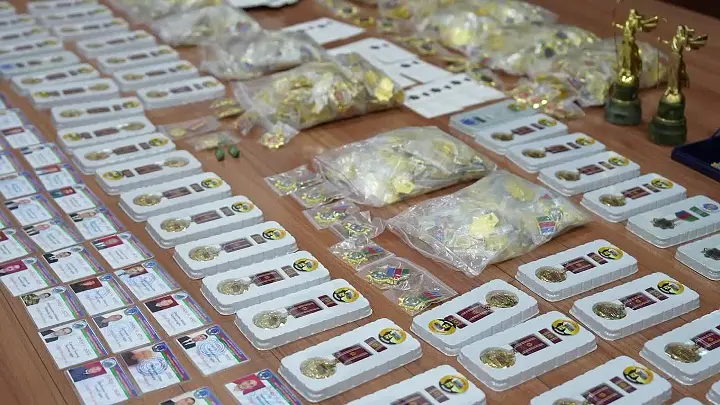 Saxta medal hazırlayan QHT sədrlərinə cinayət işi açıldı