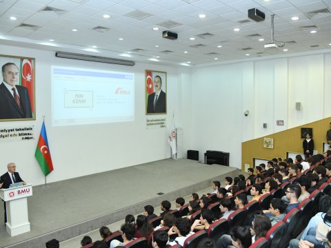 BMU tələbələri “Holberton School Azerbaijan” barədə məlumatlandırılıb