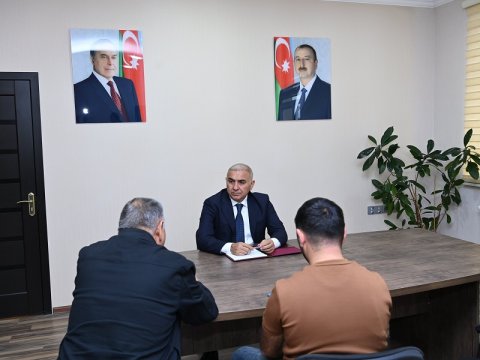 “Azərişıq”ın sədri Şamaxıda vətəndaşları qəbul edib