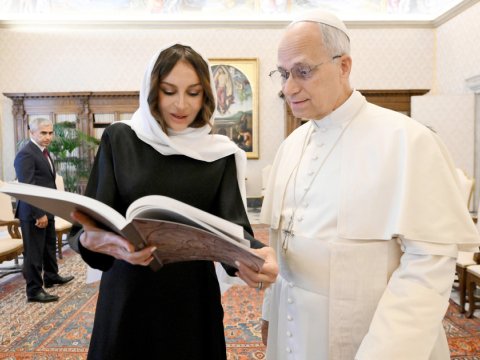 Mehriban Əliyeva Roma Papası ilə görüşdü - FOTO
