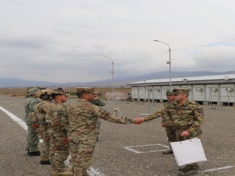 Hərbi prokuror xüsusi təyinatlılarla görüşdü - FOTO