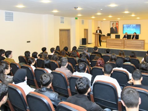 BMU-da icbari tibbi sığorta ilə bağlı sessiya təşkil olunub - FOTOLAR