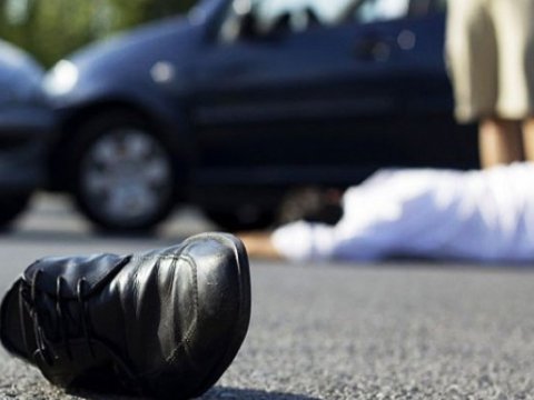 Şəmkirdə avtomobil piyadanı vurub öldürdü