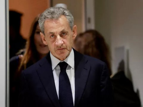 Sarkozi həbsxanaya getdi