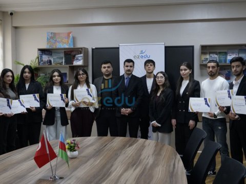AzMİU-nun “Brend tələbə”ləri mükafatlandırılıb - FOTO 