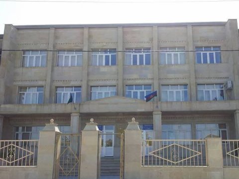 Bakı məktəbində yanğın olub? - AÇIQLAMA