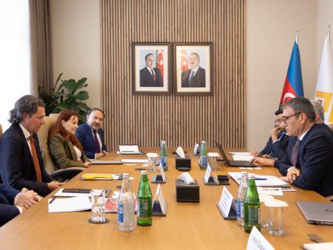 “AzerGold” və Abu Dabi Ticarət Bankının nümayəndələri arasında görüş - FOTO