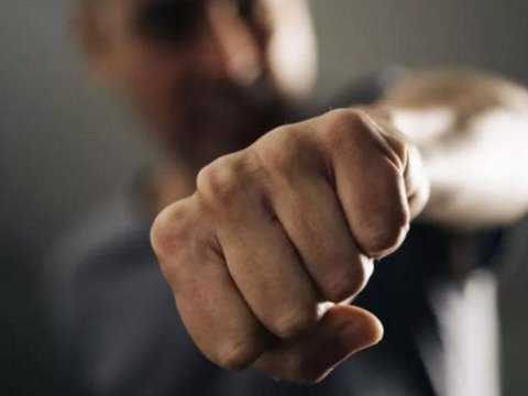 Bakıda ağır cinayət - 17 yaşlı gənc iki zərbə ilə keçmiş dostunu ÖLDÜRDÜ